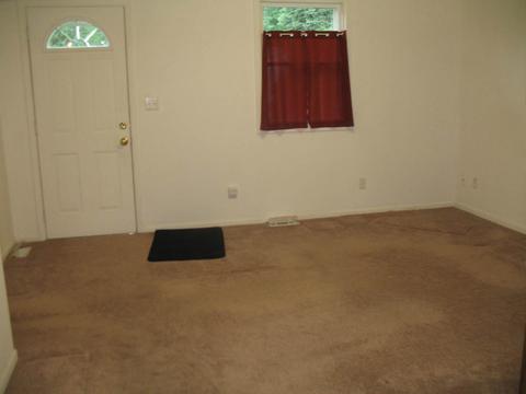 613 E North St, Clinton, IL 61727 photo 20