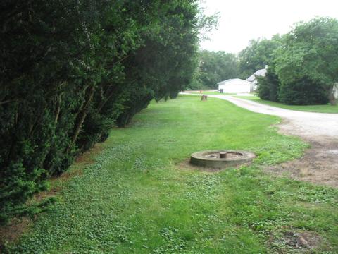613 E North St, Clinton, IL 61727 photo 12