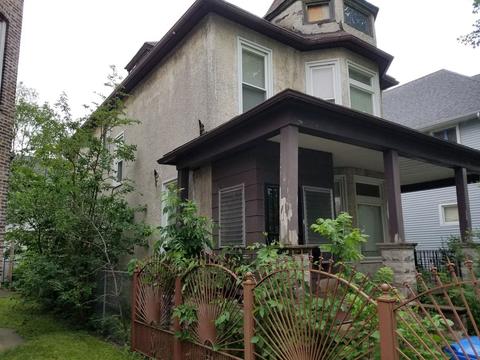 2906 E 77th St, Chicago, IL 60649 photo 1