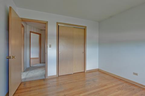 1013 Peace Dr, Wheeling, IL 60090 photo 11
