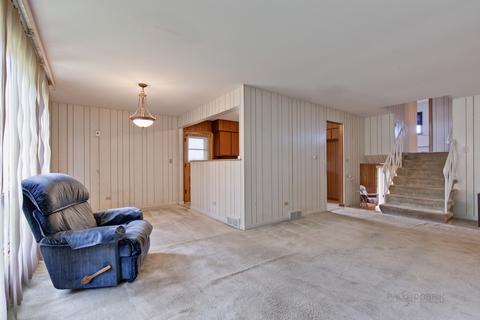 1013 Peace Dr, Wheeling, IL 60090 photo 7