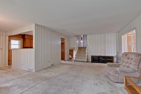 1013 Peace Dr, Wheeling, IL 60090 photo 6