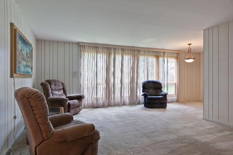 1013 Peace Dr, Wheeling, IL 60090 photo 9