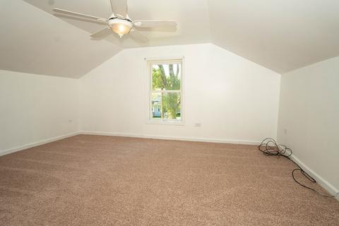 534 E Benton St, Aurora, IL 60505 photo 8