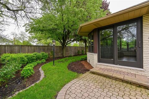 1633 Gamon Rd, Wheaton, IL 60189 photo 23