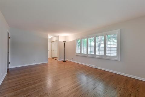 1633 Gamon Rd, Wheaton, IL 60189 photo 17