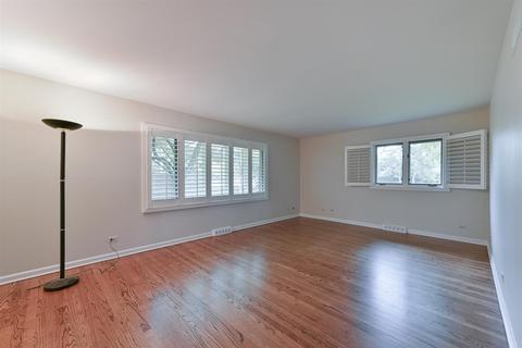 1633 Gamon Rd, Wheaton, IL 60189 photo 16