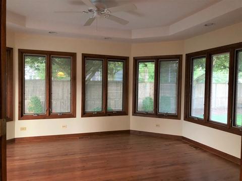 1633 Gamon Rd, Wheaton, IL 60189 photo 7