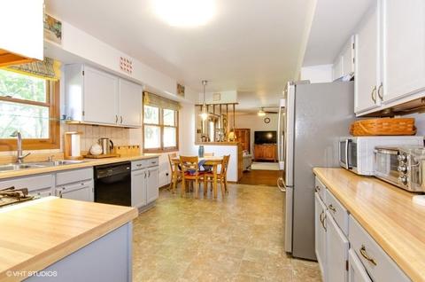 5404 Abbey Dr, Mchenry, IL 60050 photo 8