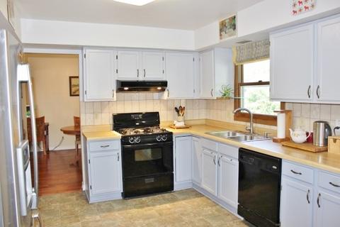 5404 Abbey Dr, Mchenry, IL 60050 photo 9