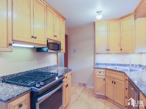 416 N Maple St, Mount Prospect, IL 60056 photo 10