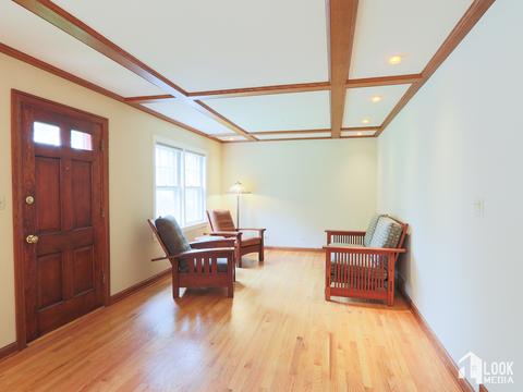 416 N Maple St, Mount Prospect, IL 60056 photo 4