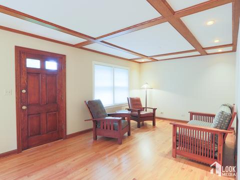 416 N Maple St, Mount Prospect, IL 60056 photo 3