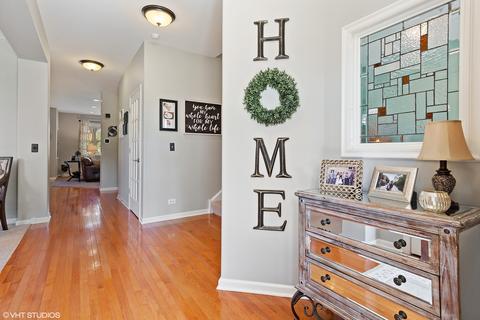 232 Prescott Ave, Elgin, IL 60124 photo 3