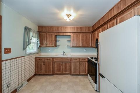 1337 E Division St, Lockport, IL 60441 photo 12