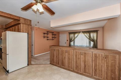 1337 E Division St, Lockport, IL 60441 photo 10