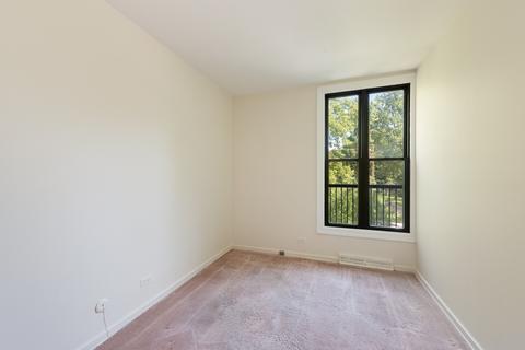 921 E 54th Pl, Chicago, IL 60615 photo 15