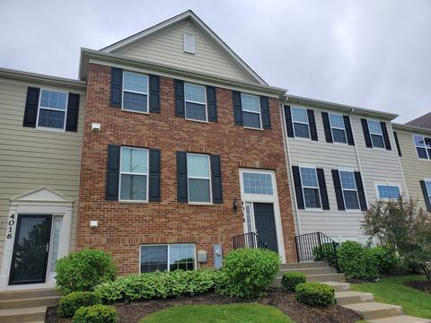 4018 Pompton Ct, Elgin, IL 60124 photo 1