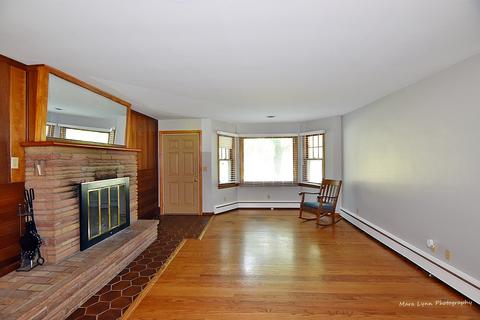 1155 5th St, Aurora, IL 60505 photo 5