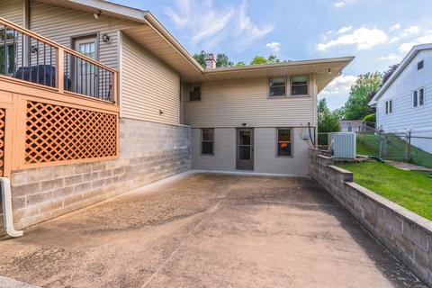 214 Hillside Ln, Bloomington, IL 61701 photo 33