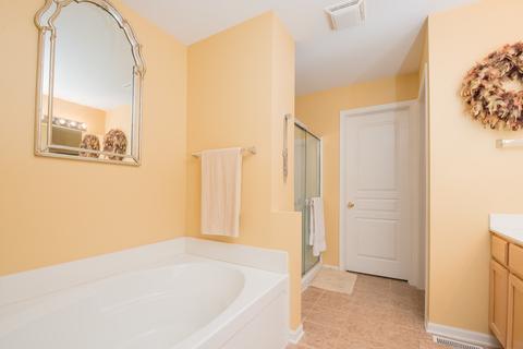 8 Parkside Ct, Algonquin, IL 60102 photo 28