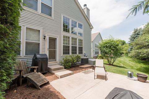 8 Parkside Ct, Algonquin, IL 60102 photo 8