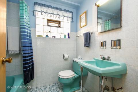 215 E 83rd St, Chicago, IL 60619 photo 9