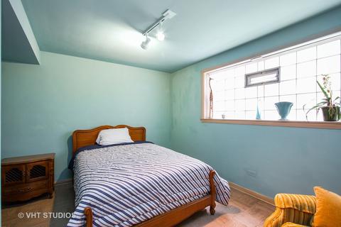 215 E 83rd St, Chicago, IL 60619 photo 7
