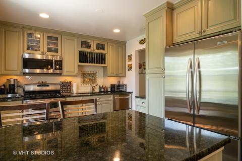 276 Hill Ave, Bartlett, IL 60103 photo 3