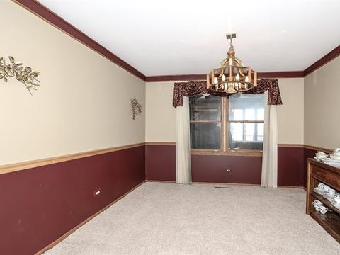 883 N Dovington Dr, Hoffman Estates, IL 60169 photo 12