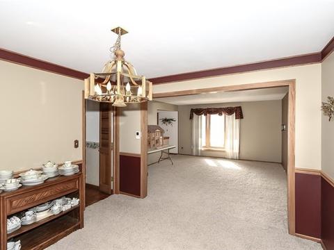 883 N Dovington Dr, Hoffman Estates, IL 60169 photo 13