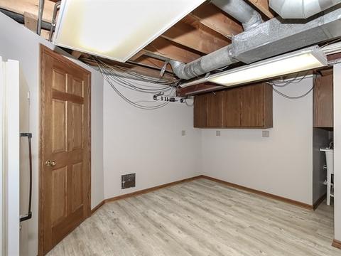 883 N Dovington Dr, Hoffman Estates, IL 60169 photo 34