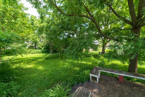 562 Algona Ave, Elgin, IL 60120 photo 8