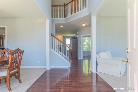25024 Wright Ln, Plainfield, IL 60585 photo 4
