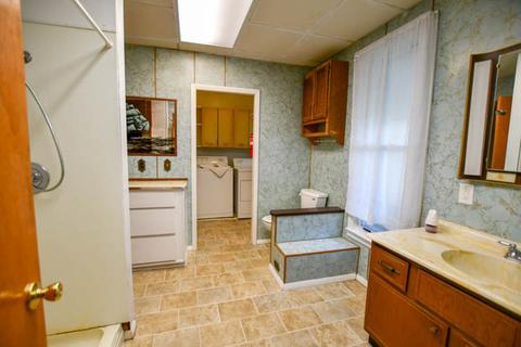709 W Walnut St, Bloomington, IL 61701 photo 22