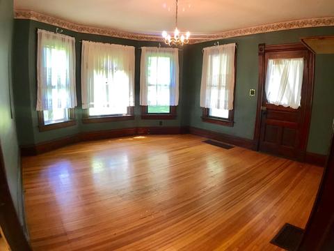 519 S Division St, Chenoa, IL 61726 photo 9