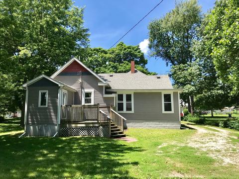 519 S Division St, Chenoa, IL 61726 photo 22