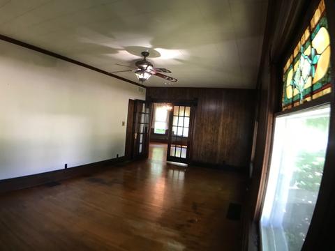 519 S Division St, Chenoa, IL 61726 photo 10