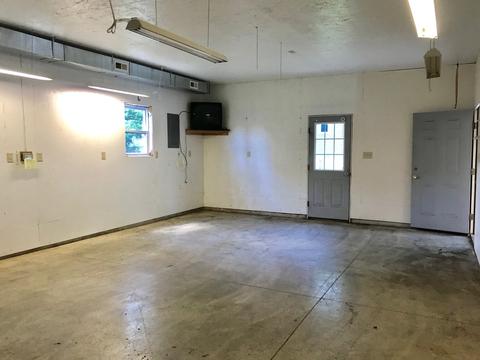519 S Division St, Chenoa, IL 61726 photo 21