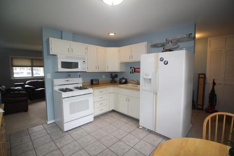 910 Green Ave, Normal, IL 61761 photo 5