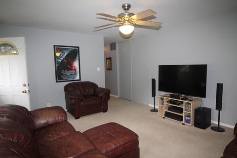 910 Green Ave, Normal, IL 61761 photo 17