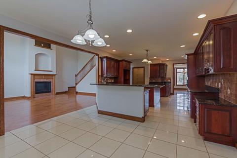 6 Derby Way, Bloomington, IL 61704 photo 8