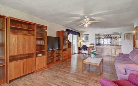 870 Brewster Ln, Bartlett, IL 60103 photo 11