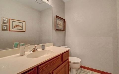 870 Brewster Ln, Bartlett, IL 60103 photo 14
