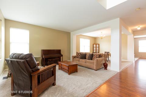 3044 Cookson Ave, Elgin, IL 60124 photo 3