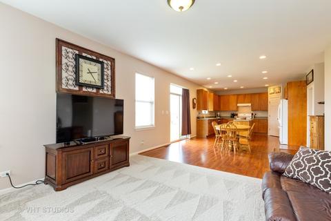 3044 Cookson Ave, Elgin, IL 60124 photo 9