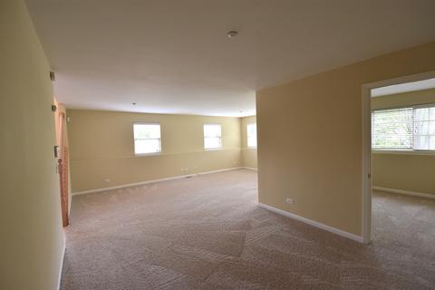 548 Prestwick Ln, Wheeling, IL 60090 photo 18