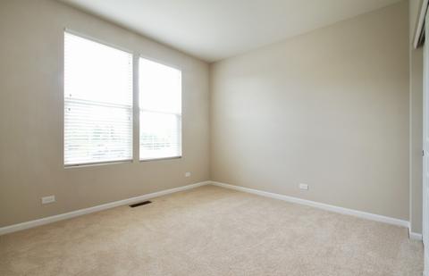 2172 Dauntless Dr, Glenview, IL 60026 photo 9