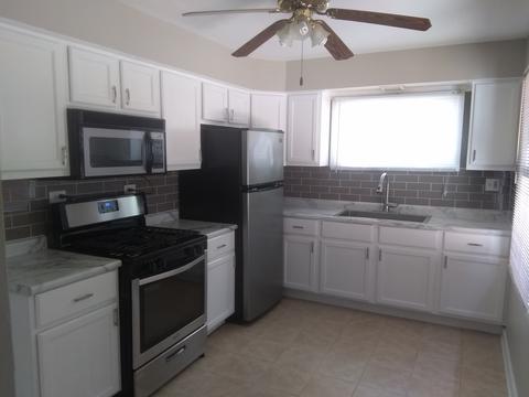 136 N Grant Dr, Addison, IL 60101 photo 8