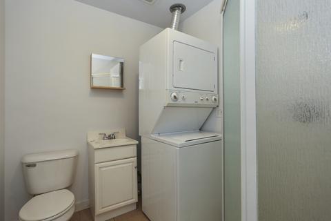 645 Perry Ln, Hoffman Estates, IL 60169 photo 12